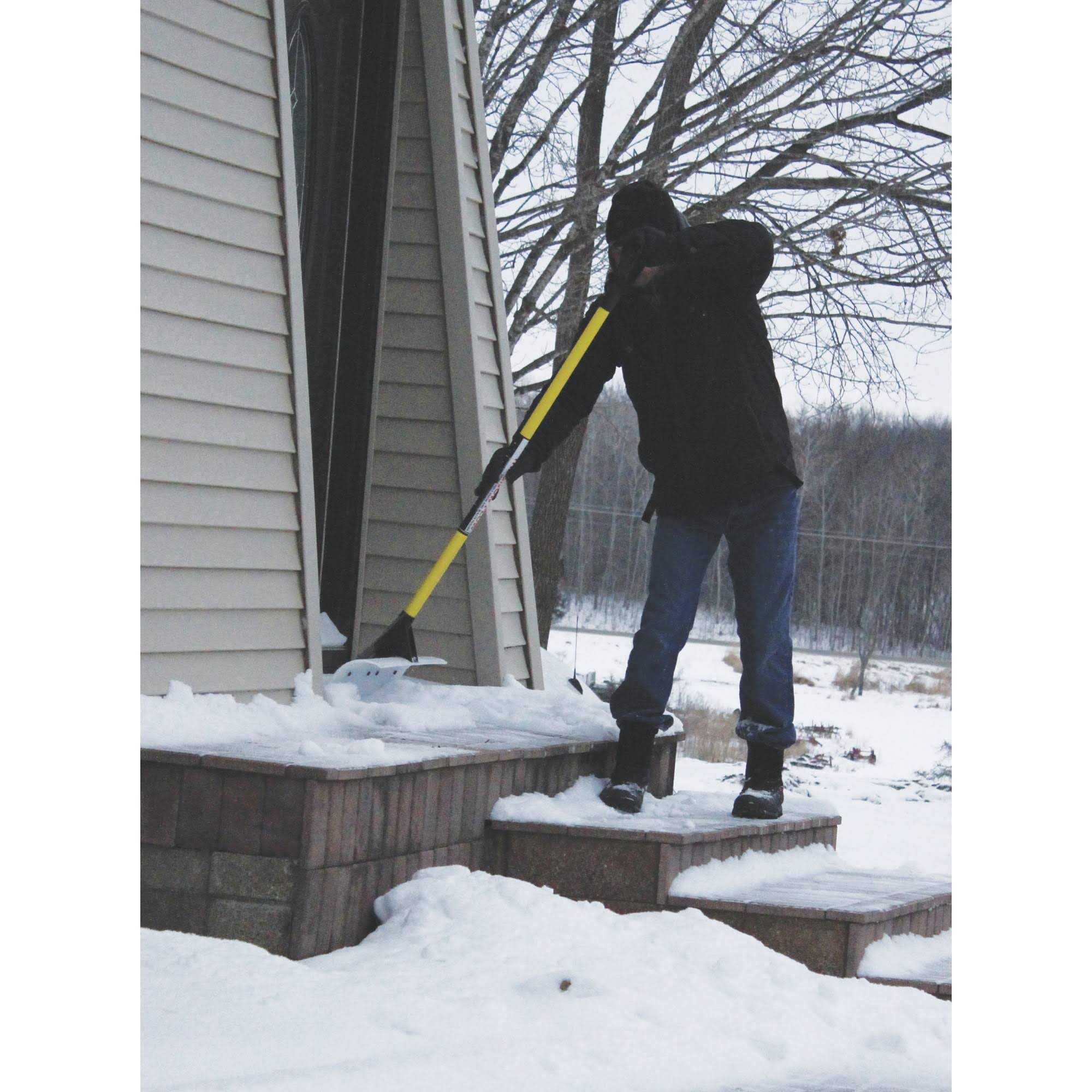 The Snowplow Poly Snow Pusher, 48x22