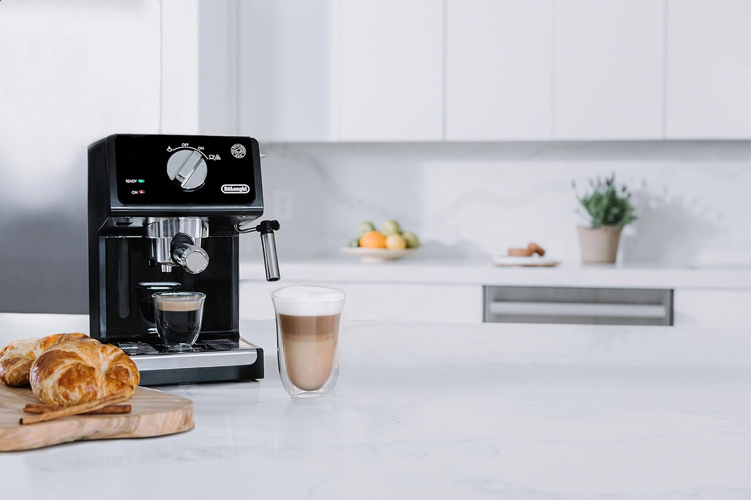 De'Longhi ECP3120 15 Bar Espresso Machine with Advanced Cappuccino System, 9.6 x 7.2 x 11.9 inches, Black/Stainless Steel