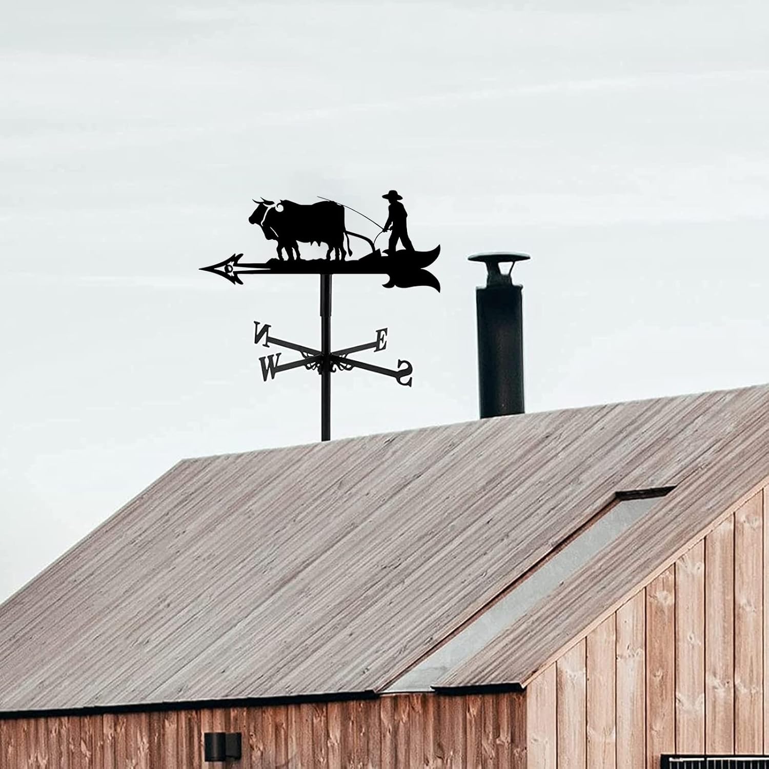 Decorative Wind Vane, Metal Weathervane with Roof Mount Retro Farmer Farmland Shape Weather Vane Garden Creative Home Decor Ornament Weathercock Wind Direction Indicator for Farm Yard