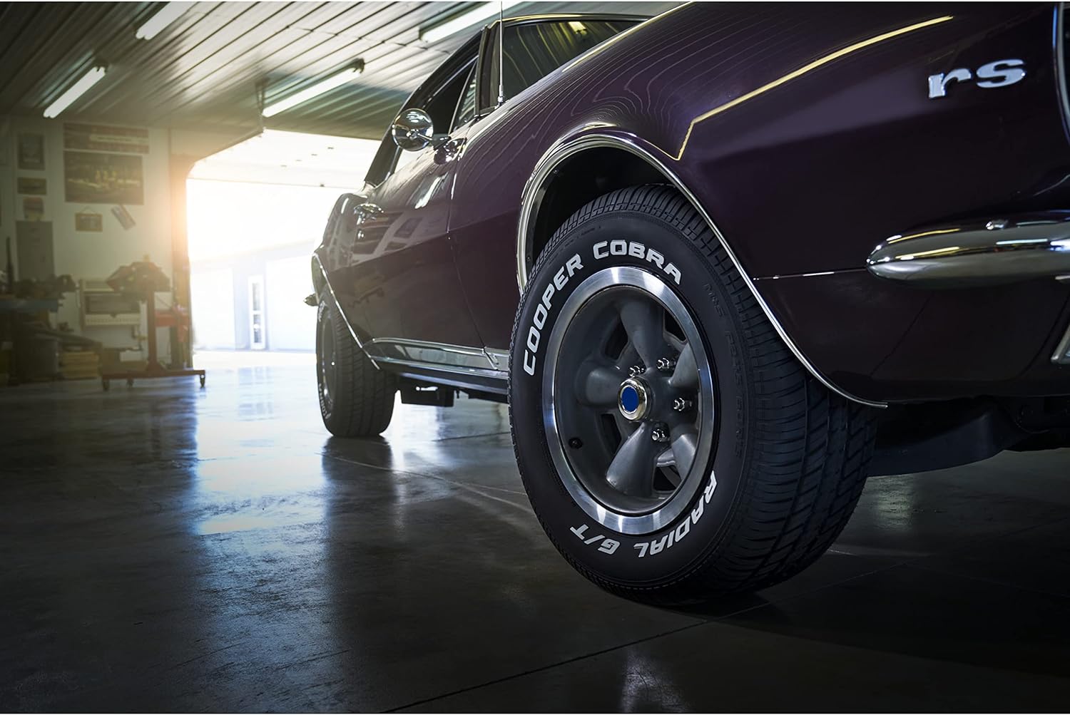 Cooper Cobra Radial G/T All-Season P235/60R15 98T Tire